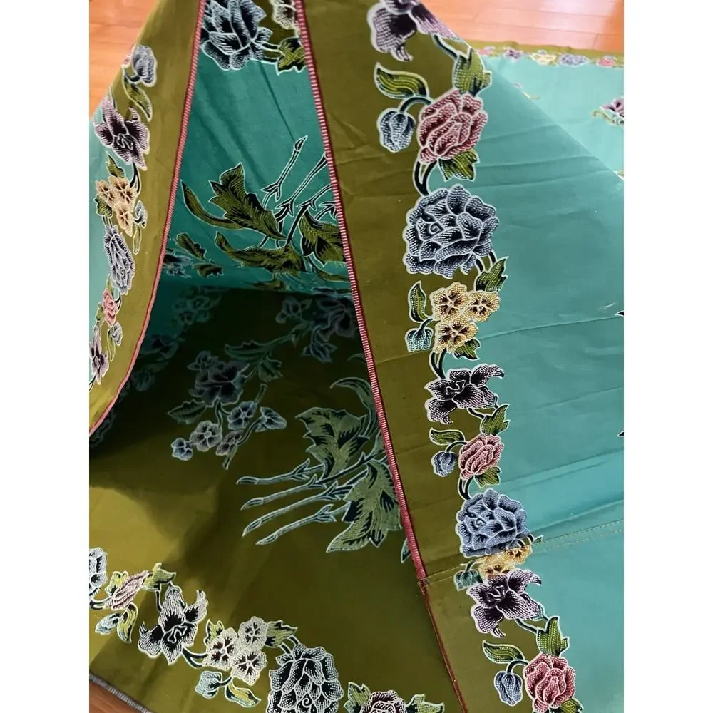 Floral Textiles Tablecloth Runner Cover Retro Motif Batik Art 46 x 37”